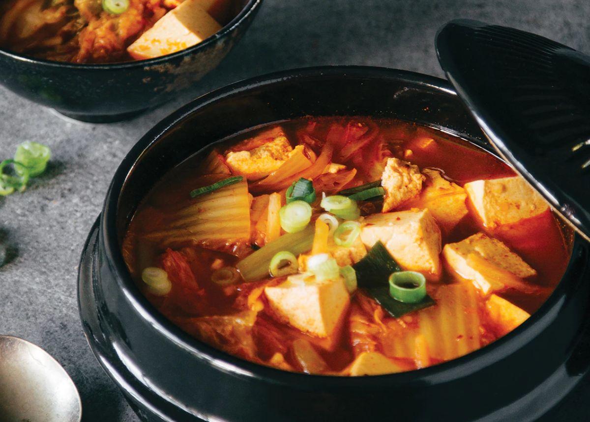 4 Công thức làm canh kim chi đậu phụ ngon miệng tại nhà | TIKI