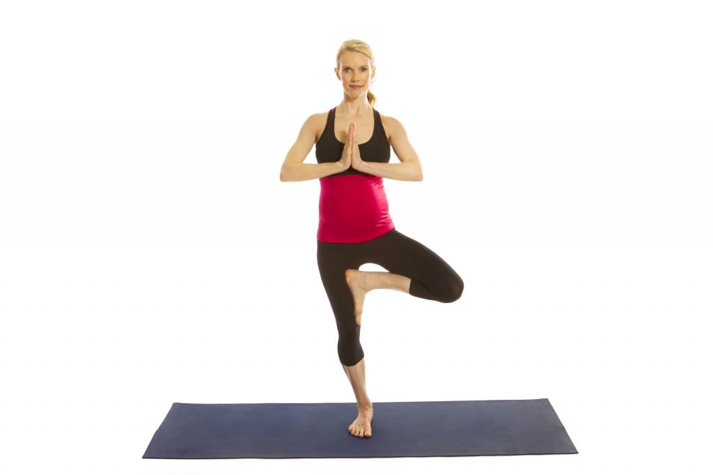 bai-tap-yoga-cho-ba-bau-3-thang-dau